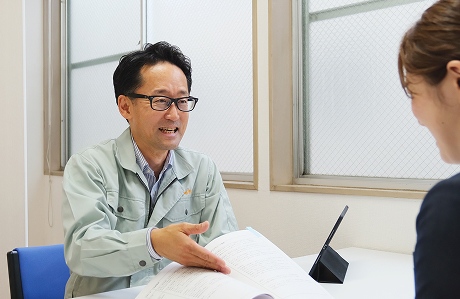営業グループ社員